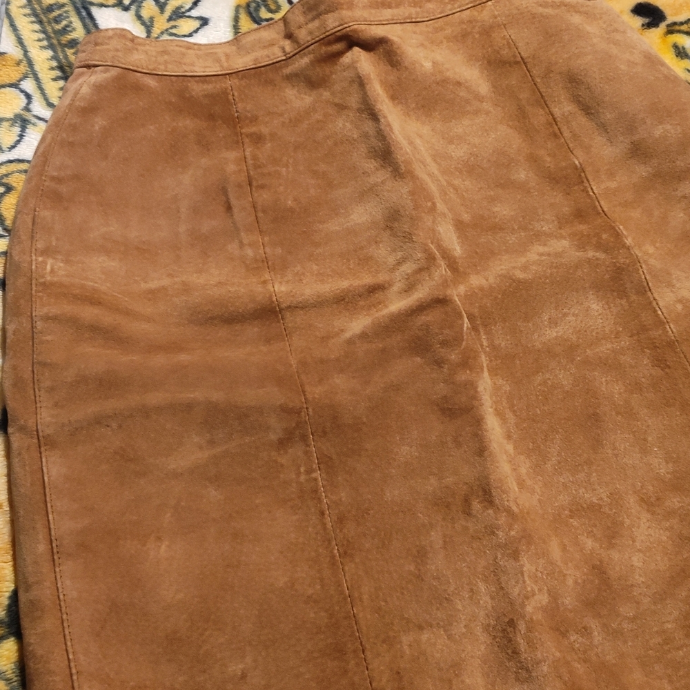 Camel color suede skirt sellecca